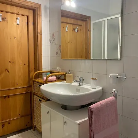 דירה Casa Julka ליבורנו